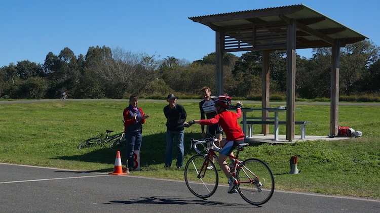 Noah 'I believe I can fly' Fontaine wins B